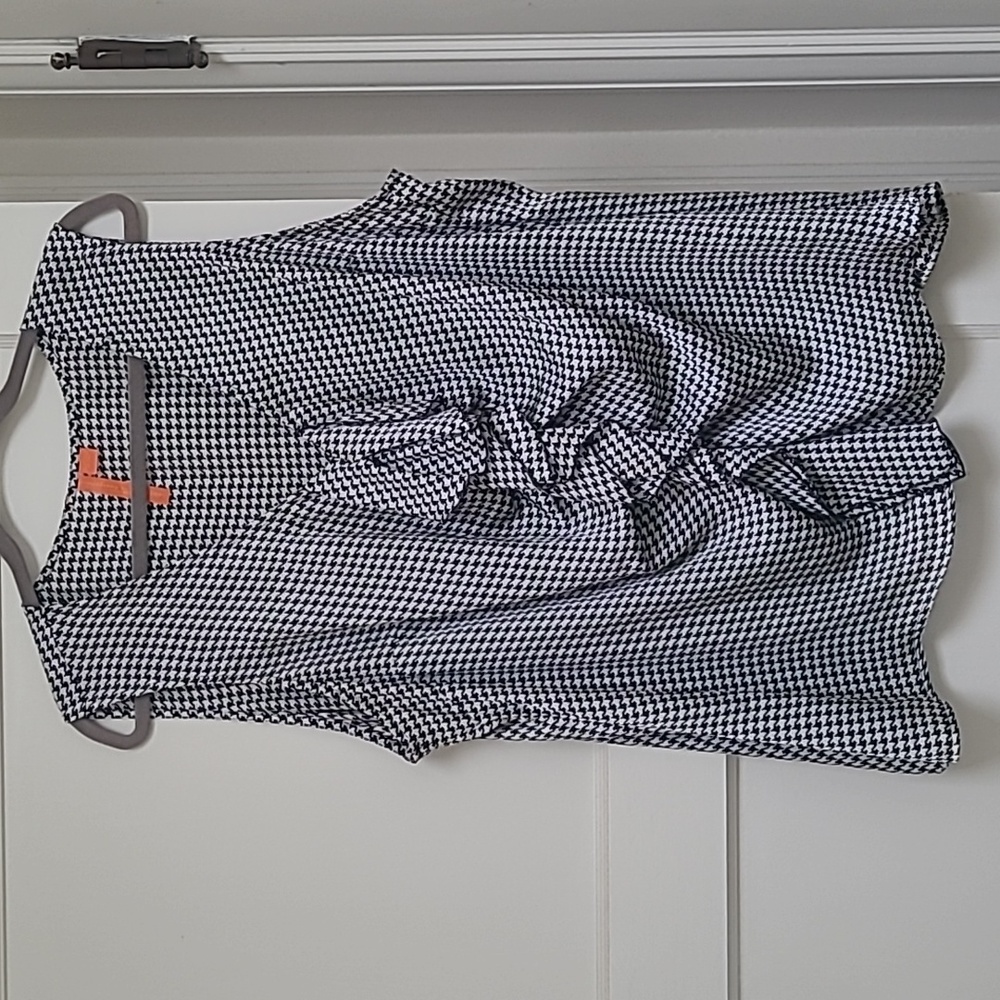 Always Sunny houndstooth sleeveless blouse size 2x